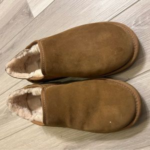 Like new UGG slippers